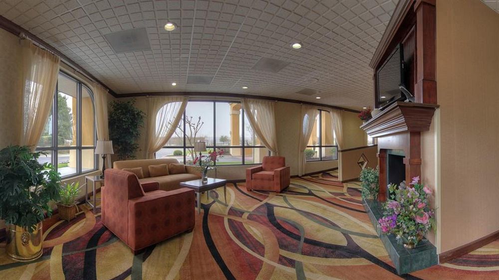 Quality Inn & Suites Florence Civic Center Exteriör bild